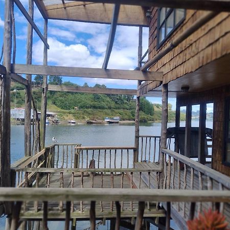Hostal Palafito Waiwen Castro Ngoại thất bức ảnh