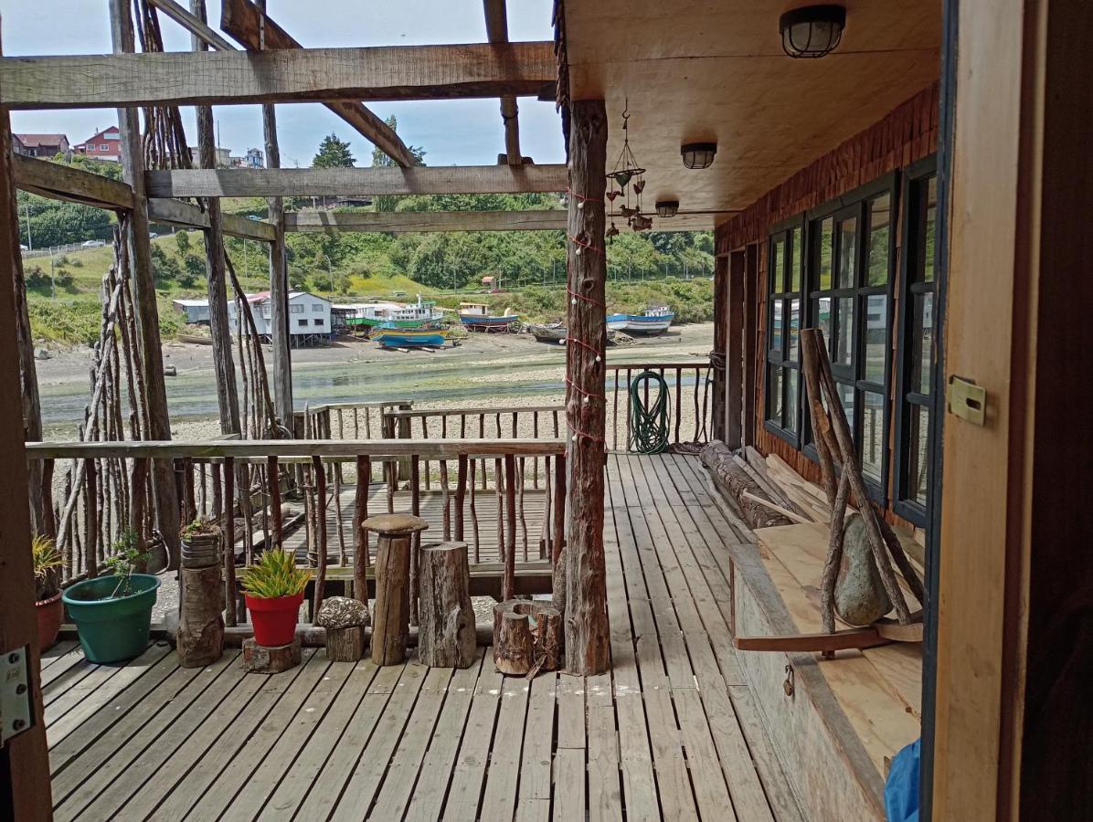 Hostal Palafito Waiwen Castro Ngoại thất bức ảnh