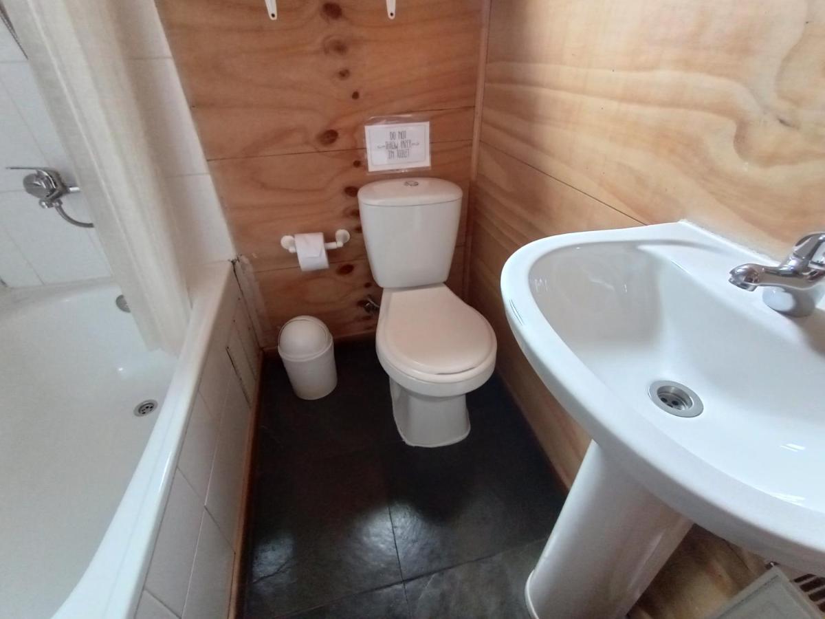 Hostal Palafito Waiwen Castro Ngoại thất bức ảnh